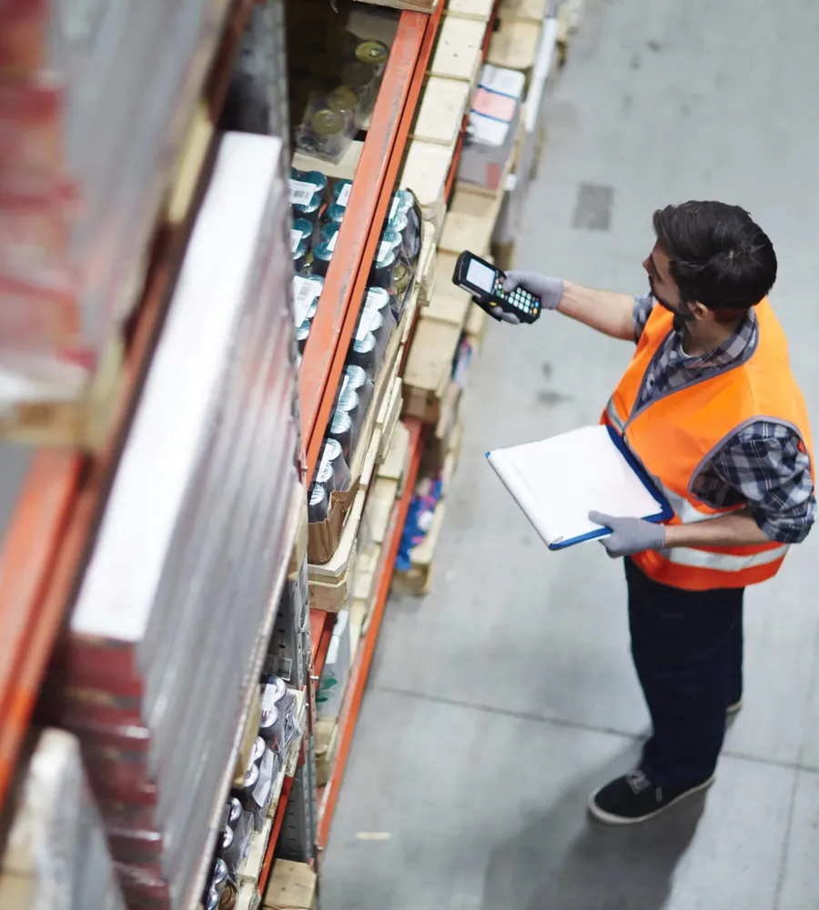 IT Challenges for Warehousing